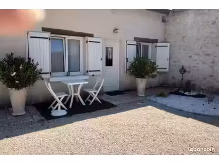 charmante maisonnette t2 avec patio toutes charges comprises