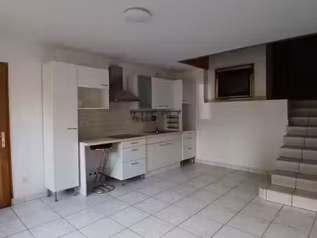 maison spacieuse à la campagne
