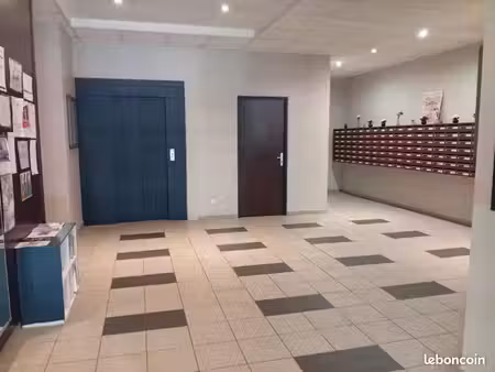 appartement 1 pièce 18 m²