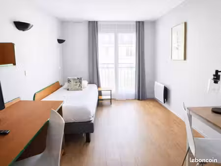 studio 1 pièce 20 m²