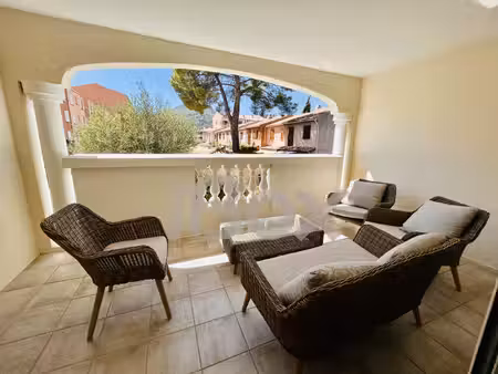 la valette - les craus - t2 de 42m2 avec terrasse  cave et p