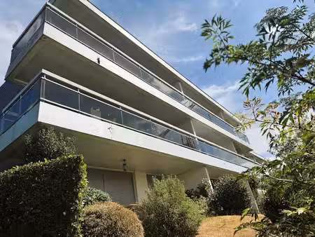 appartement t3 résidence les capucins   rive gauche  box + cave+ parking extérieur