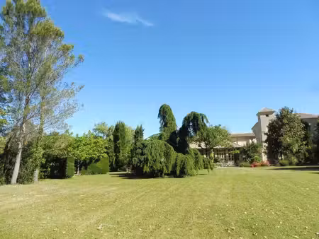 uzès - château 18ème - 915 m²