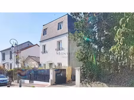 maison de ville 3 chambres - 95 m2 - 867 000€ h.a.i.