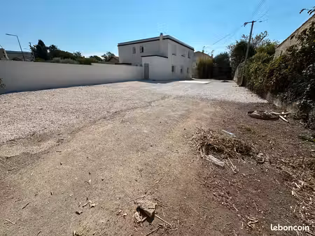maison t5 + terrain 441m2