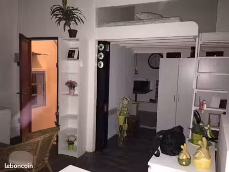 studio proche mairie 25m2 + vrai mezzanine de couchage