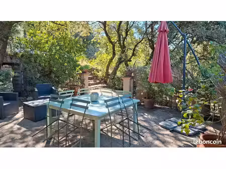 ? rognes – très bel appartement indépendant de 80 m² dans une grande villa – terrasse & ja