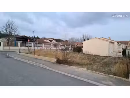 terrain à vendre