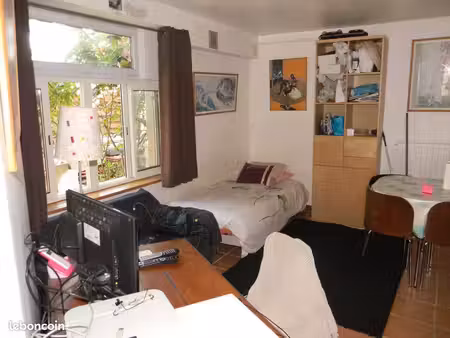 studio 22m2 meublé proche park parilly (idéal pour étudiant)