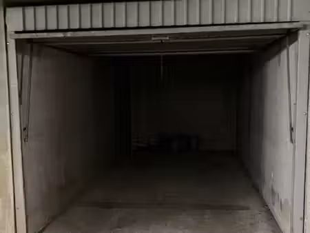 loue garage ferme plateau croix-rousse