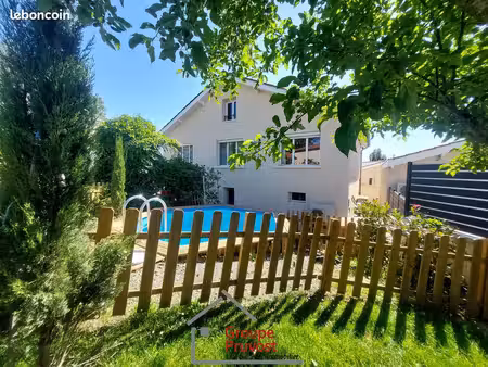 maison 6 pièces 116 m²