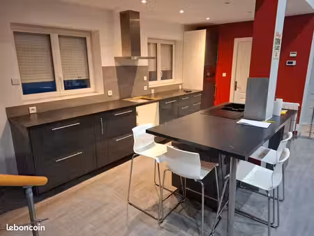 location spacieux t3 de 110 m²