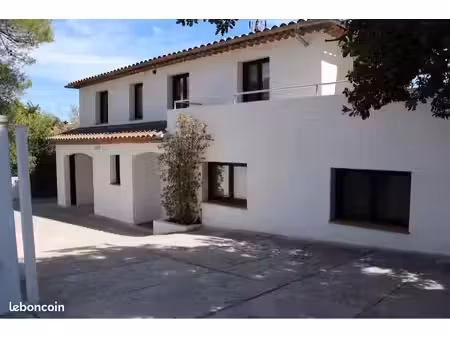 maison de 125m2 au cœur de la nature - piscine