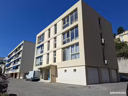 bureaux 120 m² grasse