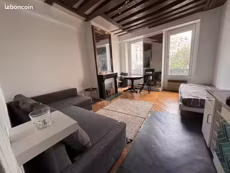 rue montorgueil  très beaux 2 pièces 44 m2 metro sentier