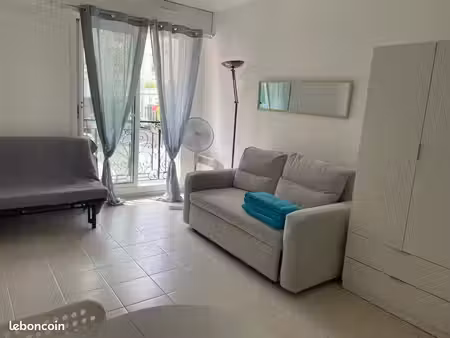 studio menton bail étudiant
