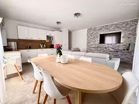 t4 contemporain avec balcon et garage en sous-sol sécurisé