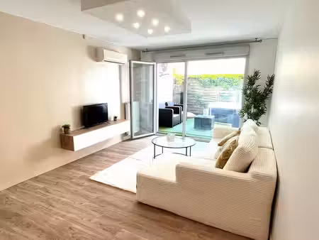 t3 70m² - gratte ciel - terrasse - garage