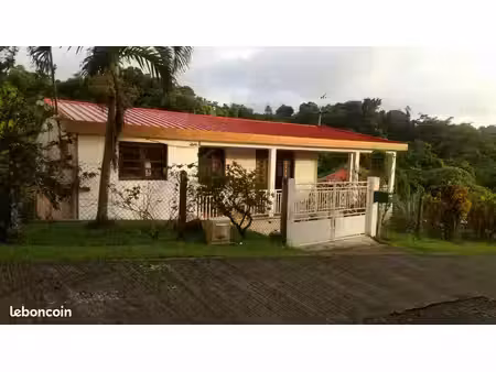 a saisir grande villa 440.000 (à débattre)