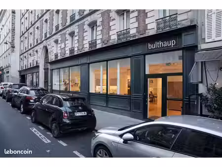 espace de travail et réception clients dans showroom haut de gamme – paris 6e