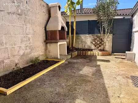 maison de ville à louer 75m2
