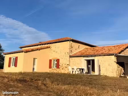 maison en pierre apparente