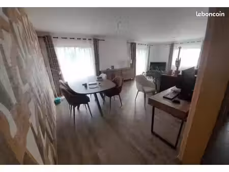 appartement t4 de 99 m² – aurillac (quartier nouvelle poste)