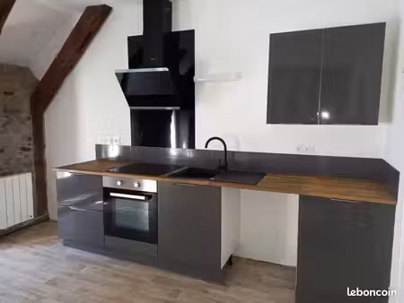 mauriac - republique - appartement t2 - 37 m2