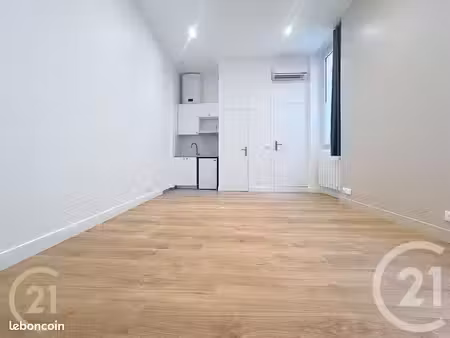 local commercial 23 m²