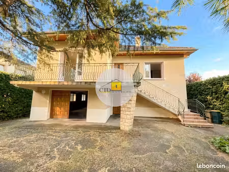 maison 6 pièces 150 m²
