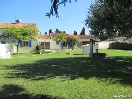 maison 7 pièces 173 m2 à saint-rémy-de-provence