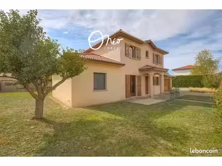 maison 6 pièces 113 m²