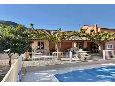 villa - 150 m2