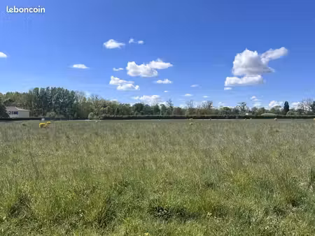 terrain 820 m² gimeux
