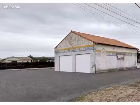 garage dépôt hangar