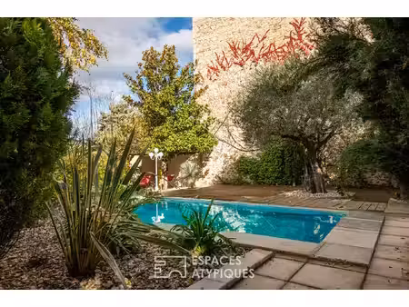 en ardèche  une maison de rue indépendante  à découvrir.
