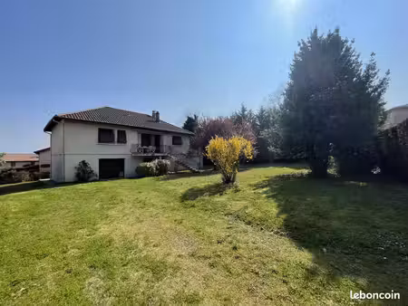 maison avec terrain (détachable)