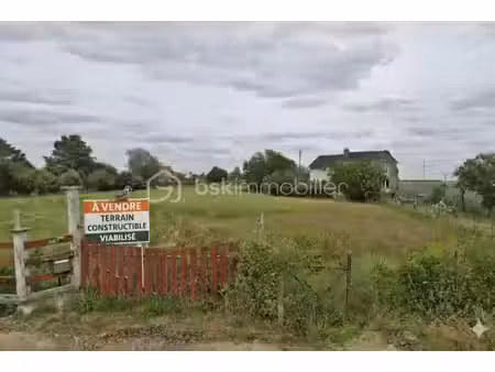 terrain de 820 m² à gouillons