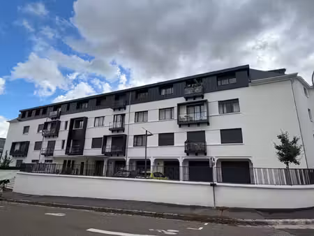 a louer - appartement de 2 pieces avec parking et balcon