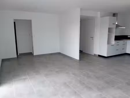 a louer  appartement 72 m2  2 chambres .