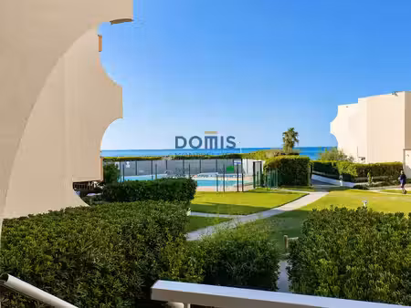 charmant t2 vue mer - piscine - location a l'annee