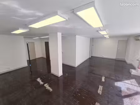 bureaux 65 m² salon de provence