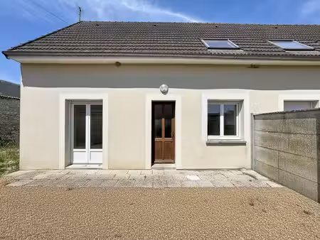 berchères-les-pierres - maison avec 3 chambres et cour