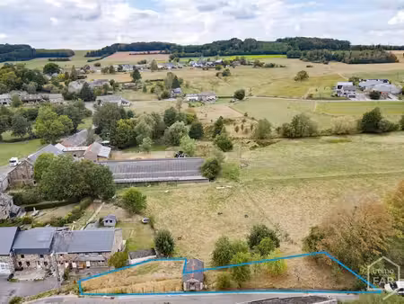 à 9 minutes de marche  parcelle à bâtir au grand calme