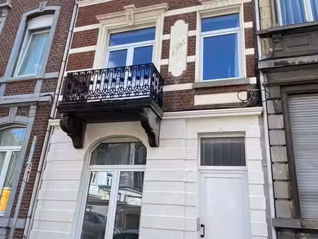 a louer - rez-de-chaussée professionnel entièrement rénové