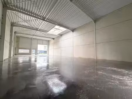 unité pme de 288 m² à vendre située sur la chaussée de mons