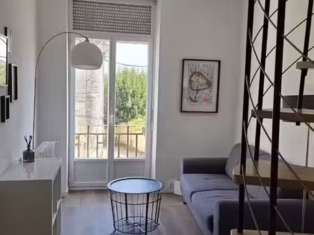 duplex t2 rénové avec balcon et cave