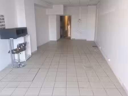 local commercial ou bureaux