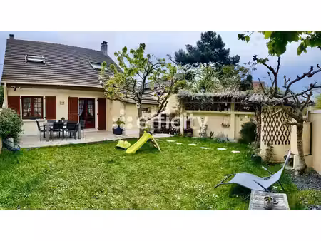 maison 6 pièces - 119 m²