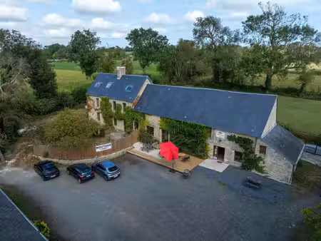 maison 8 pièces - 200 m²